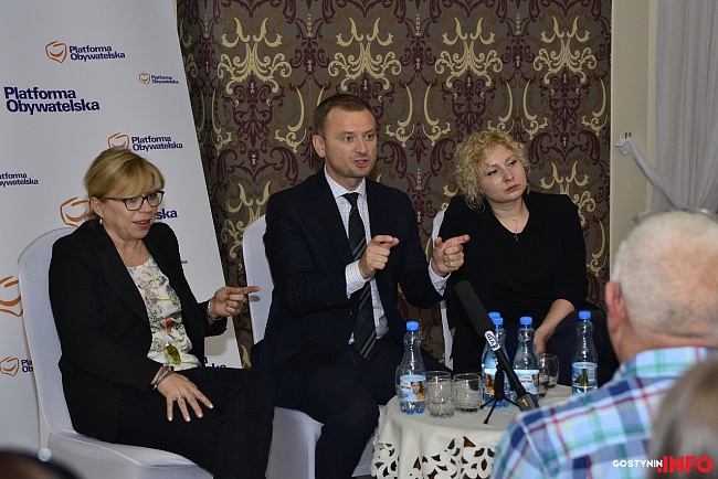 Spotkanie parlamentarzystów PO w Gostyninie. Zaufanie społeczne w kontekście wyborów